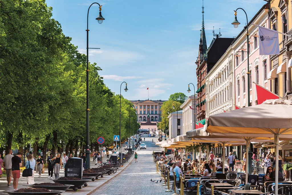 Oslos huvudstråk: Karl Johans gate.
