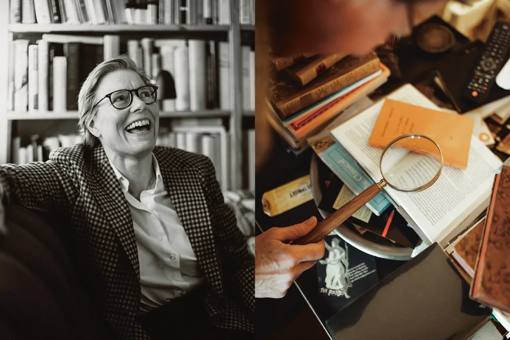 Vänster: Lena Andersson med glasögon och rutig kavaj skrattar när han sitter framför en bokhylla. Till höger: En hand håller ett förstoringsglas över en bok på ett rörigt bord med papper, böcker och en fjärrkontroll till TV:n.