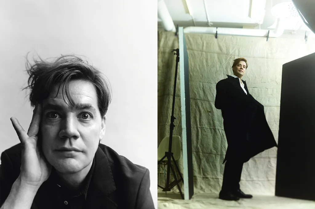 Delad bild: Till vänster tittar Pelle Almqvist med kort hår direkt in i kameran, vilar huvudet på handen och har ett neutralt uttryck. Till höger står Pelle Almqvist i en fotostudio och rättar till en lång rock.