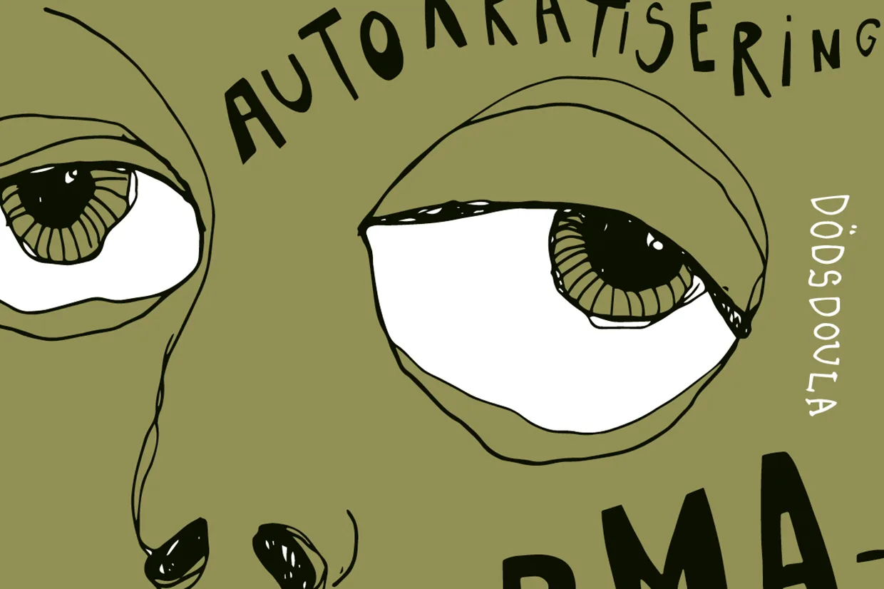 Abstrakt illustration av ett ansikte med stora, uttrycksfulla ögon på olivgrön bakgrund. Ordet "AUTOKRATISERING" är böjt över ena ögat och "DÖDSDOULA" är skrivet vertikalt på höger sida.