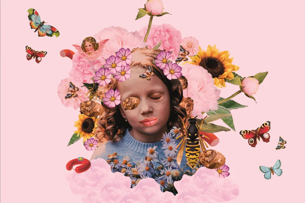 Ett surrealistiskt collage av en flicka med slutna ögon omgiven av blommor, fjärilar och moln på en rosa bakgrund. Hennes hår och ansikte är prydda med blommor, och nyckfulla element som keruber och larver har blandats in.